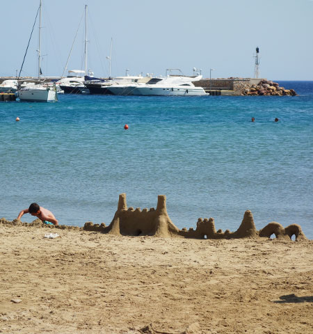 Παιχνίδι στην παραλία